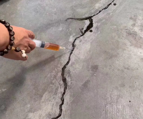 信州混凝土裂缝修补技术详解​